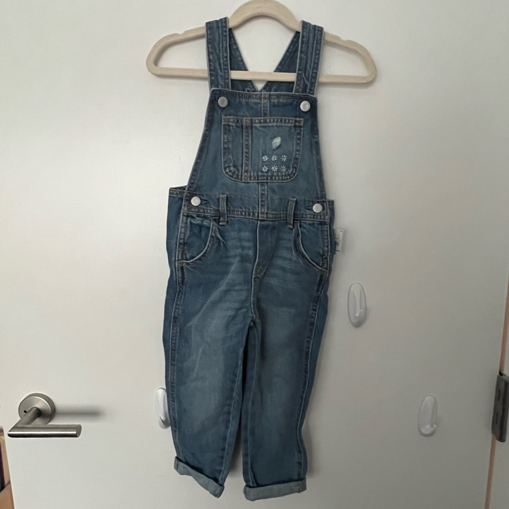 NWT Old Navy Overalls - 3T